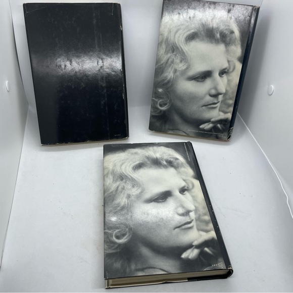 Lot of 3 V.C.Andrews novels. - Picture 5 of 14